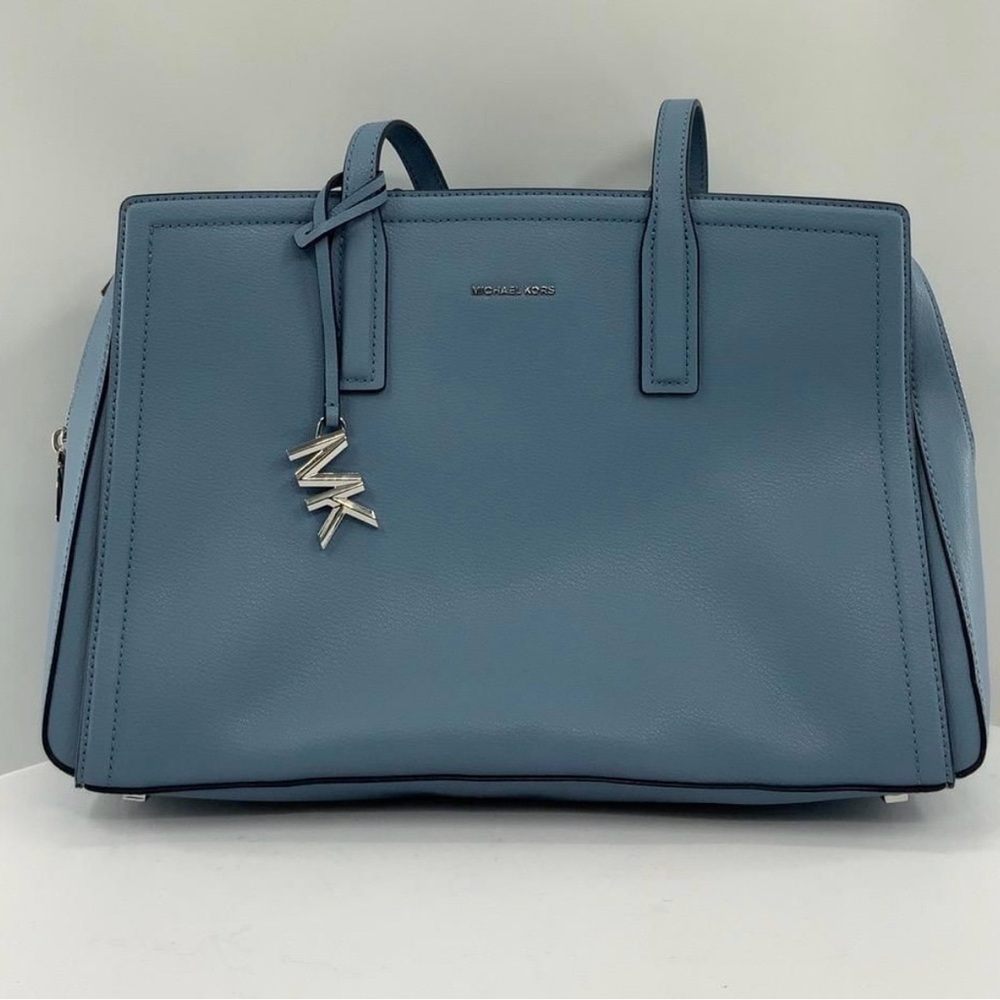 Michael Kors Laila Medium Pebbled  Tote Bag in Chambray - Picture 5 of 6